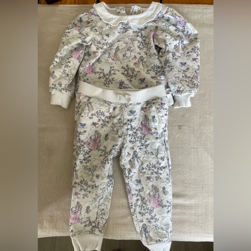 Janie and Jack Disney collaboration aurora toile sweatsuit jogger set 2T
